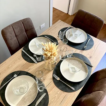 Apartment Casa Aura *